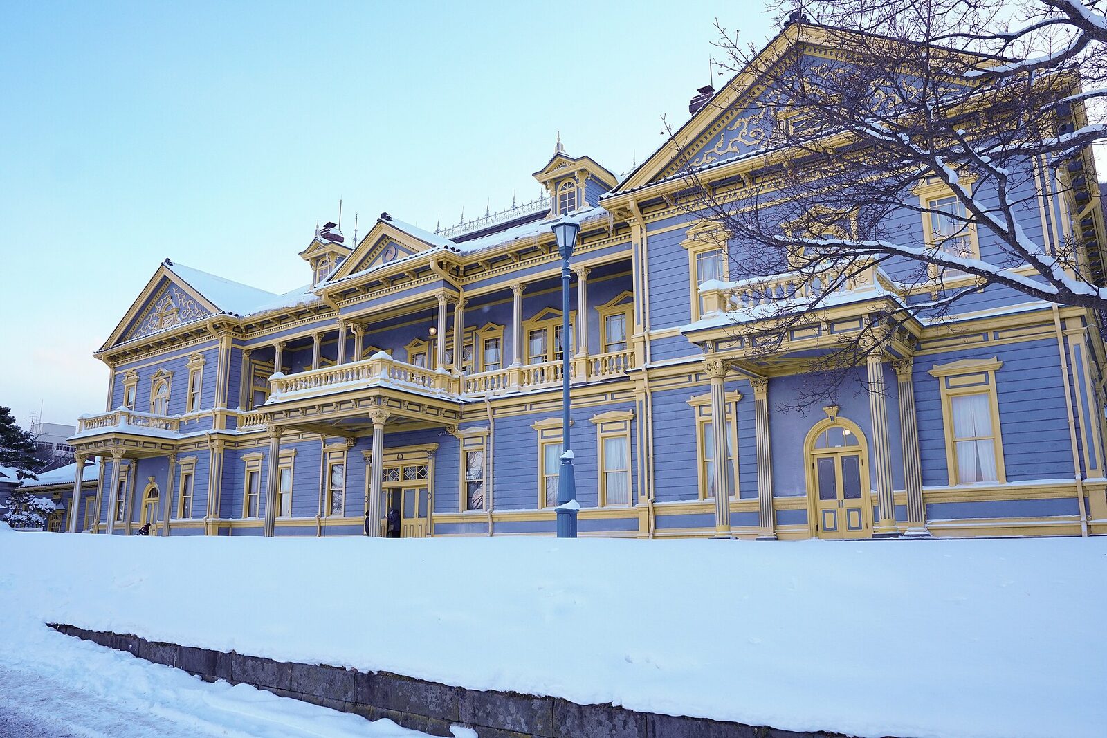 元町の旧函館区公会堂（2023年12月撮影）